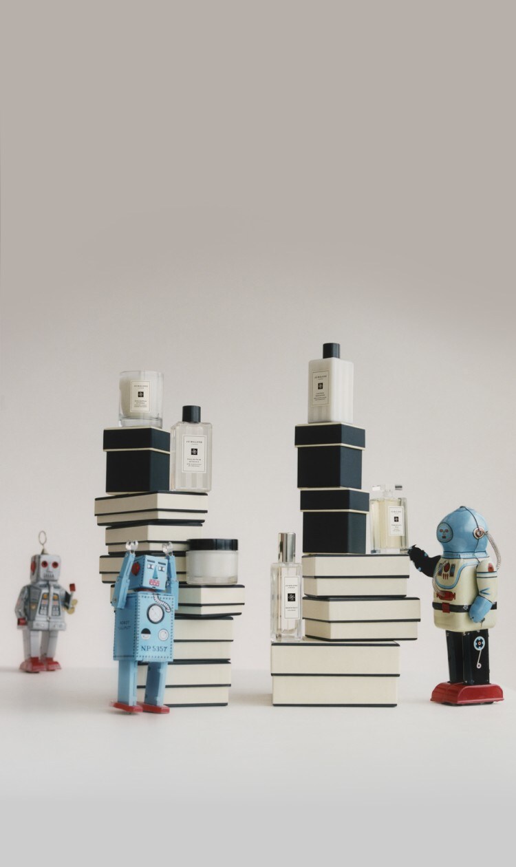 This Father's Day enjoy 2 complimentary miniature colognes when you spend KWD 47